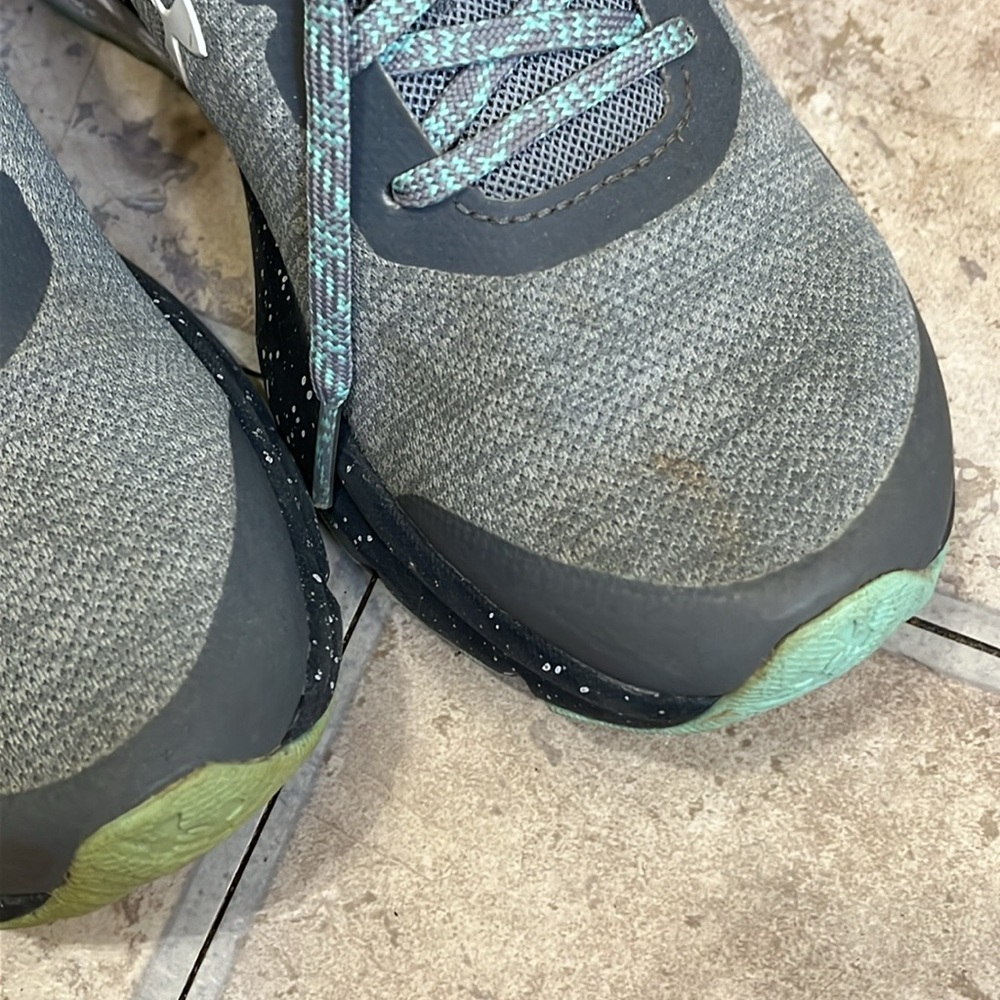 Shoes - Picture 2 of 2